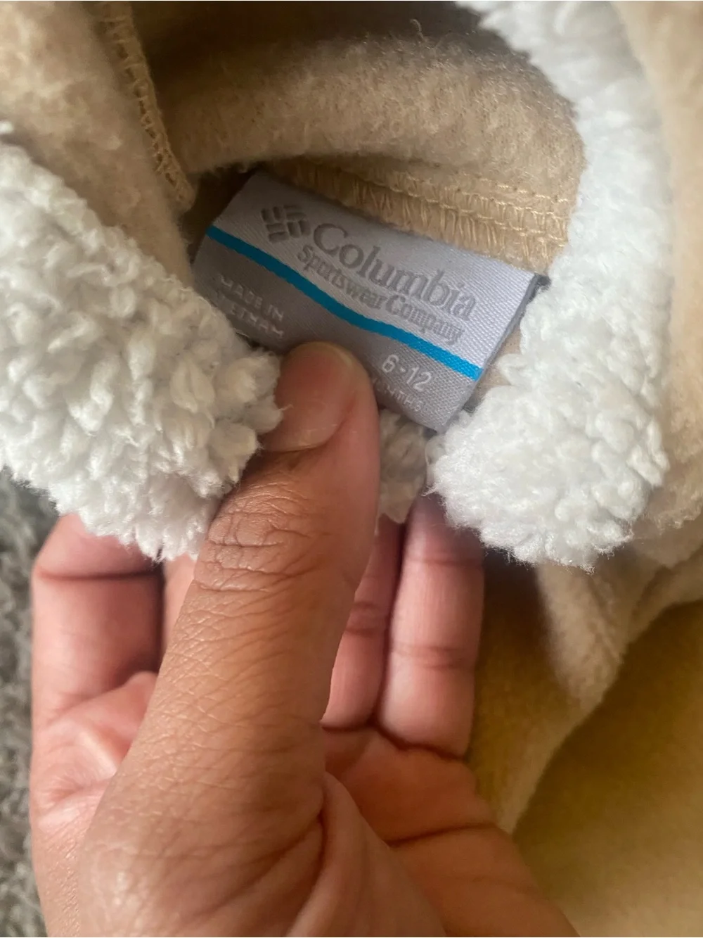 Columbia baby 6-12M Beige Hooded Fleece One-Piece Footie